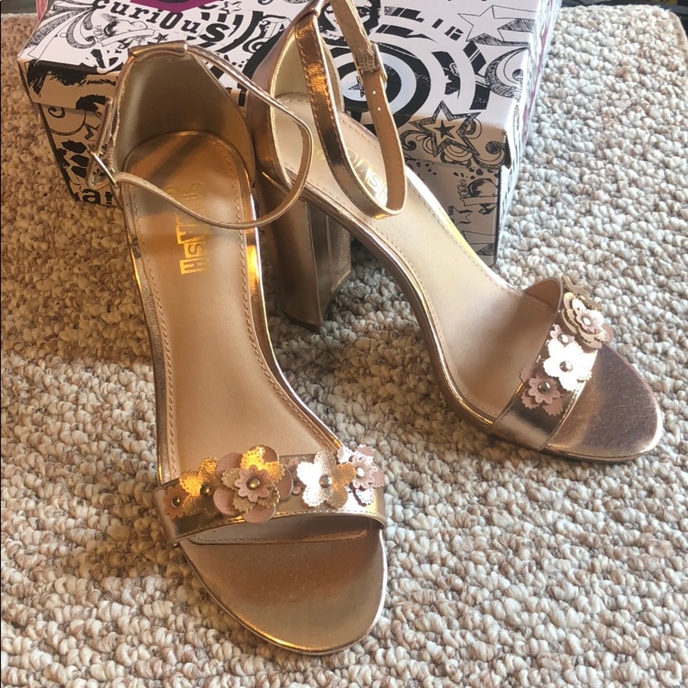 Brash Rose Gold Sandals